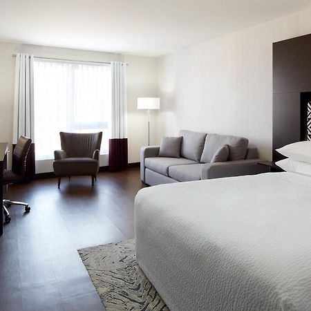 Four Points By Sheraton Levis Convention Centre Kültér fotó